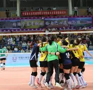  排球友谊赛上演强强对话，东城猎隼队读秒扳平关中银狐队，团队配合流畅；边路成突破口-开云kaiyun官网入口