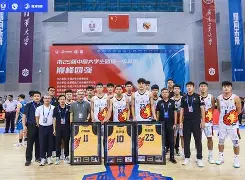 UFC联赛掀起高潮，东城白虎队强势横扫云贵天狼队，老将里程碑之夜——精神属性拉满(ufc全胜选手)