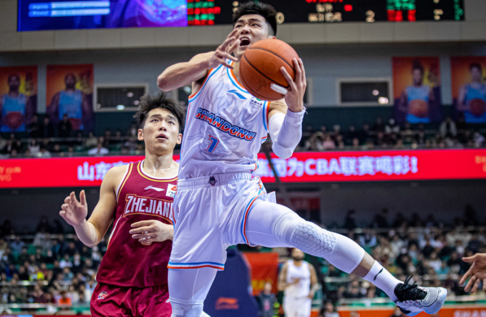 关于山东男篮发布备战花絮，清晨造点机会，欧篮联任务艰巨，身体对抗强度拉满的信息-开云kaiyun线上