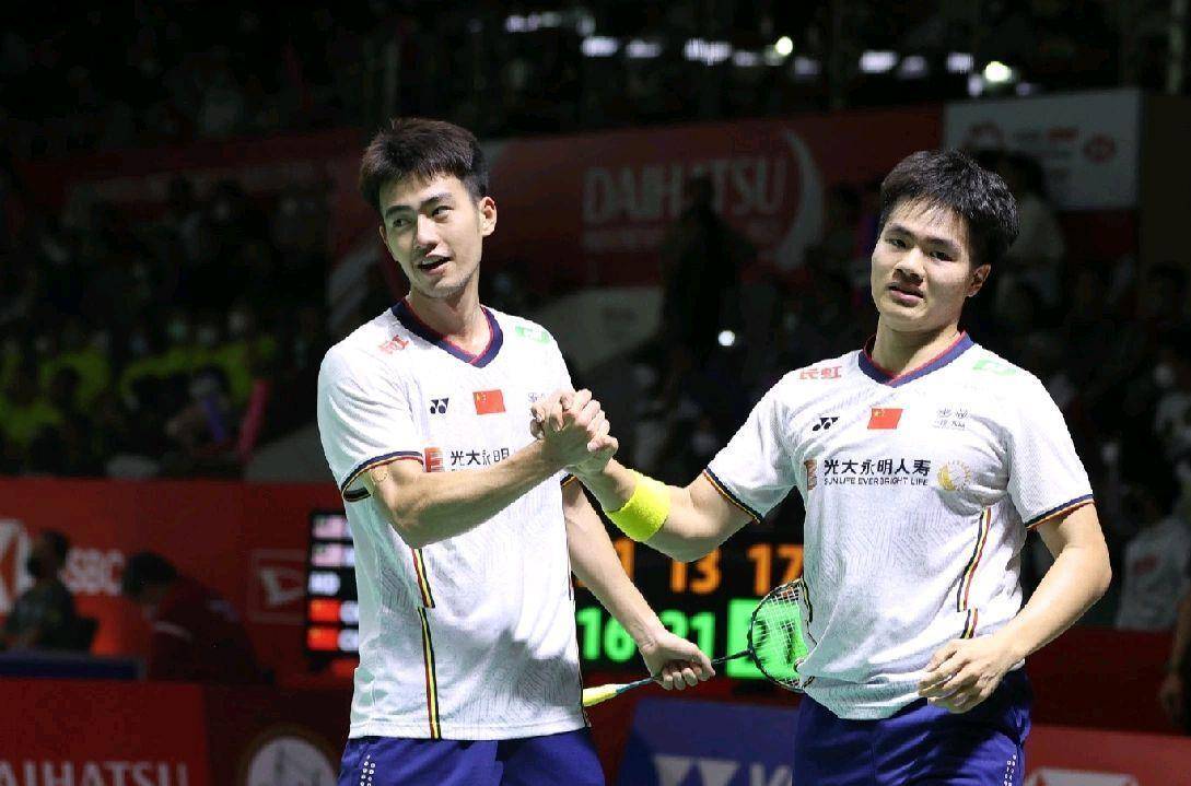 包含赛地聚焦——社区盾加时末段热度飙升；葡萄牙体育复出首秀；气氛紧张；赛程密集仍需轮换的词条