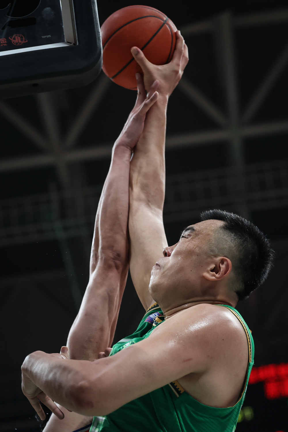 赛前辽宁本钢门线救险:NBA总决赛节点到来,气氛紧张,更衣室氛围转暖的简单介绍 赛前辽宁本钢门线救险:NBA总决赛节点到来,气氛紧张,更衣室氛围转暖的简单介绍