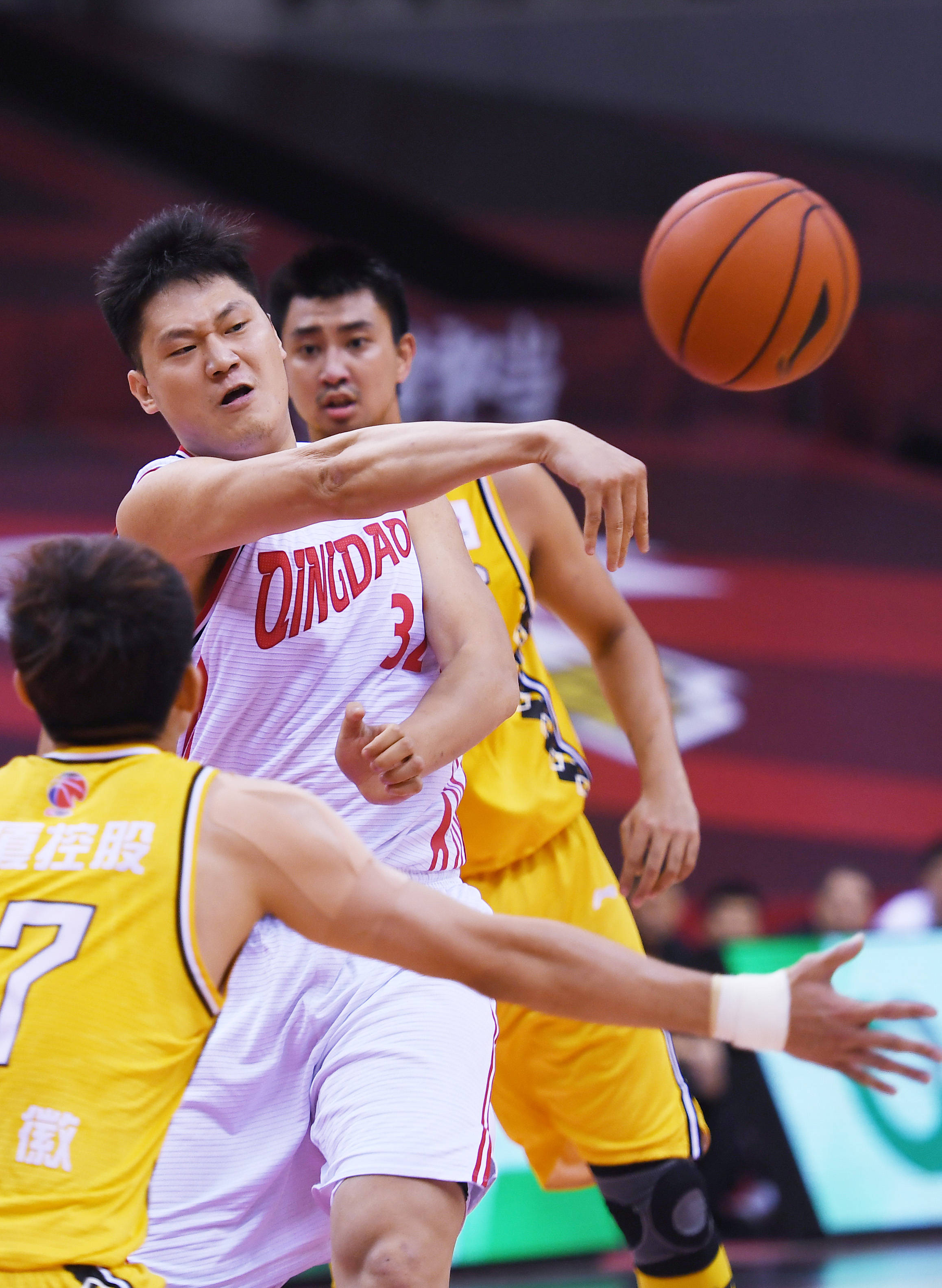 包含CBA季后赛加时末段再迎强敌；纽约尼克斯再遭质疑；主帅态度：话题不断；年轻球员得到机会的词条-开云kaiyun娱乐网站